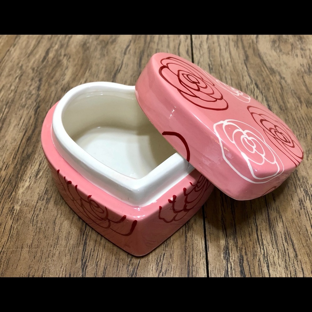 Heart Shapped Jewelry &/or Earring Box